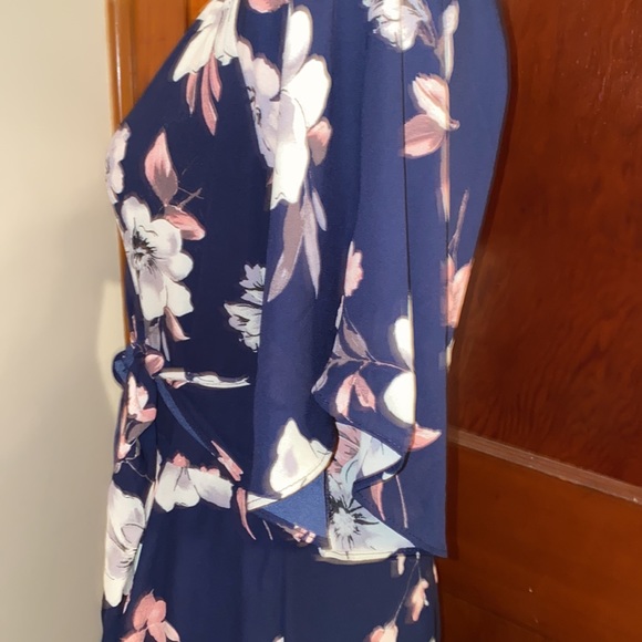 ❤️ Sienna Sky Women’s Blue Pink White Floral Short Sleeve Dress Size Large❤️ - Picture 5 of 12